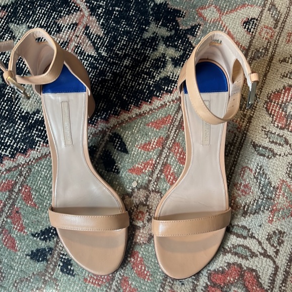 Stuart Weitzman Less Nudist 75mm Sandal - Picture 3 of 4